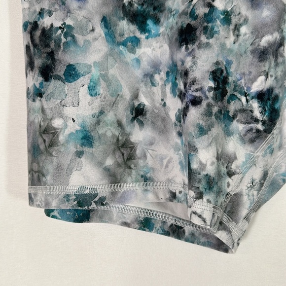 Lululemon Blue & White Kaleidofloral Multi Align Shorts 8” - Picture 3 of 7
